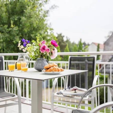 Ferienwohnung, * זינקסט